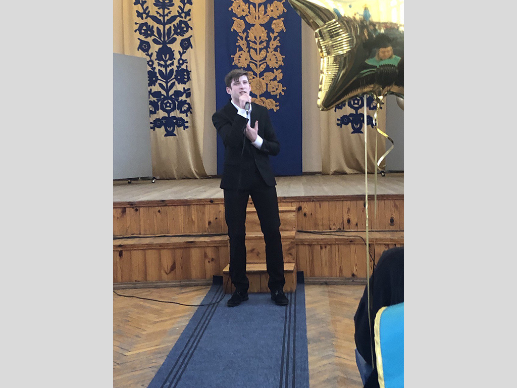 Артисти обласної філармонії привітали магістрів Полтавського національного педагогічного університету імені В. Г. Короленка