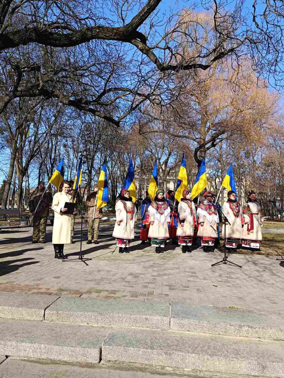 У Полтаві відбулися урочистості з нагоди 212 річниці від Дня народження Тараса Шевченка