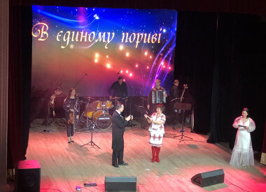 Концерт соліста Полтавської обласної філармонії Руслана Христиченка.