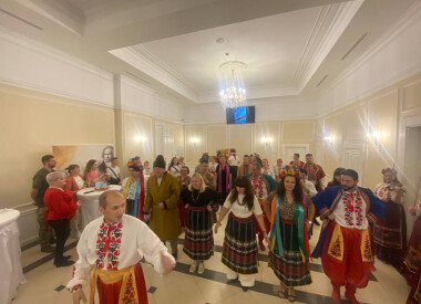 «В'язанка традицій»: мистецький захід з елементами вечорниць