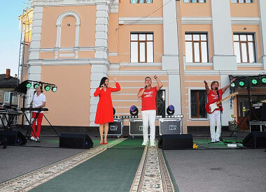 Незабутні враження від творчості улюблених виконавців - "Краяни band"