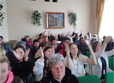 Пісенний дарунок для ВПО та працівників і вихованців Полтавського ліцею імені А.С. Макаренко