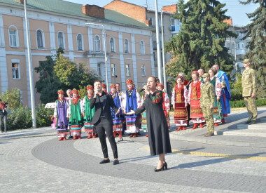 Артисти обласної філармонії взяли участь в урочистій церемонії підняття Державного Прапора України
