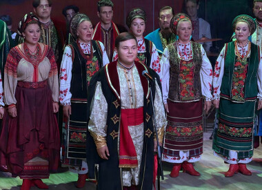 «На різні голоси»: пісенно-танцювальний ансамбль «Полтава» презентував нову програму