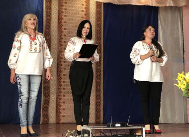«Тріо у вишиванках» (с. Попове Білоцерківської ОТГ)