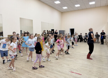 Філармонія — дітям: за лаштунками мистецтва
