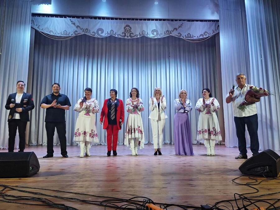 «Для Вас з любов'ю» (м.Зіньків)