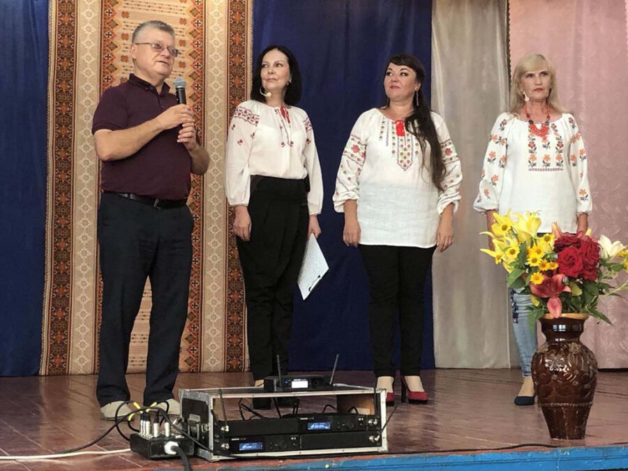 «Тріо у вишиванках» (с. Попове Білоцерківської ОТГ)